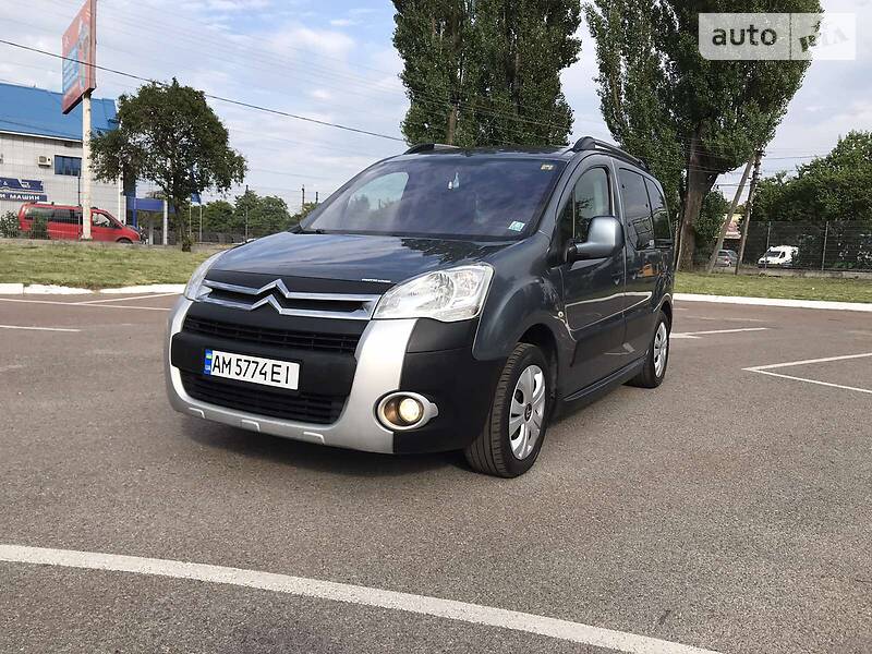 Мінівен Citroen Berlingo 2009 в Житомирі