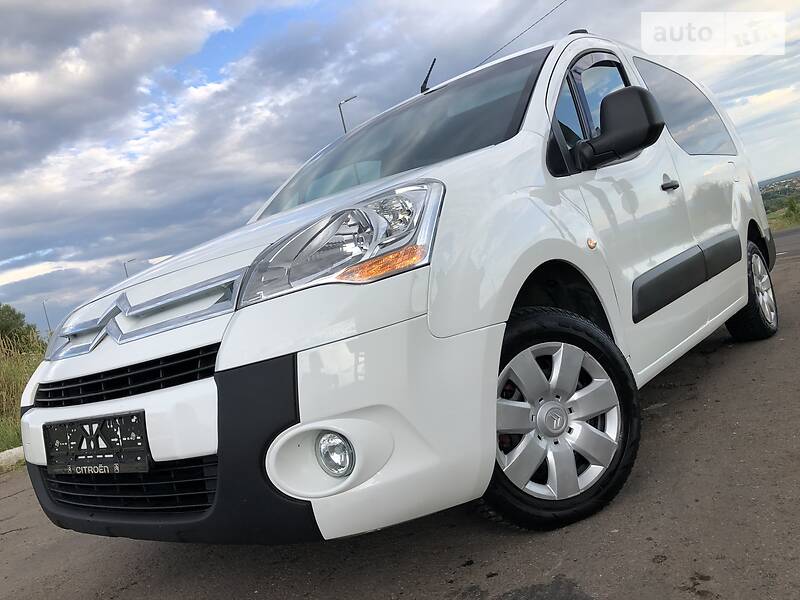 Вантажопасажирський фургон Citroen Berlingo 2011 в Дрогобичі