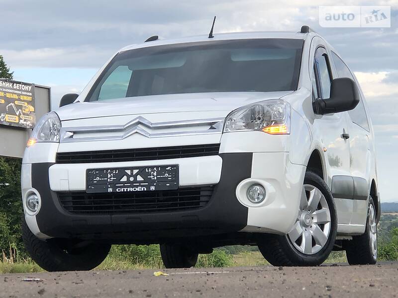 Вантажопасажирський фургон Citroen Berlingo 2011 в Дрогобичі