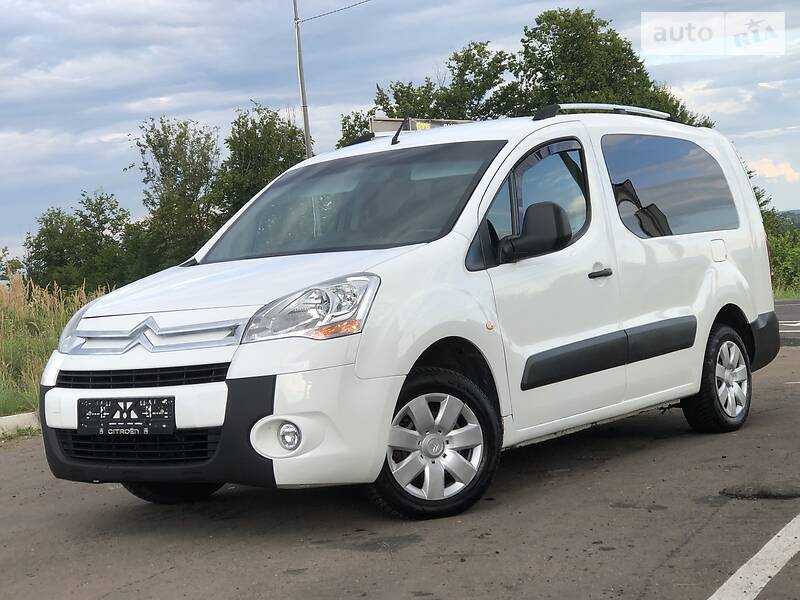 Вантажопасажирський фургон Citroen Berlingo 2011 в Дрогобичі