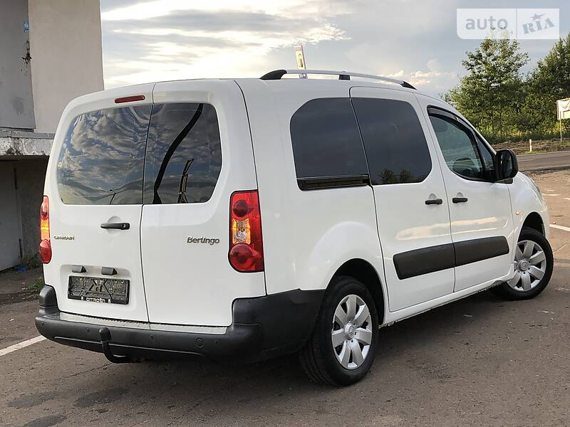 Вантажопасажирський фургон Citroen Berlingo 2011 в Дрогобичі