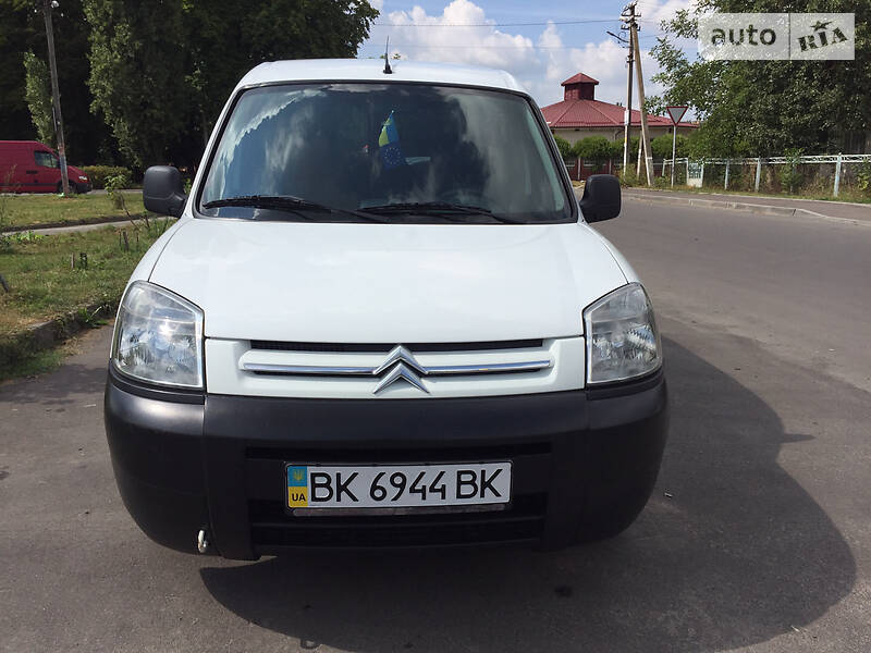 Універсал Citroen Berlingo 2009 в Рівному