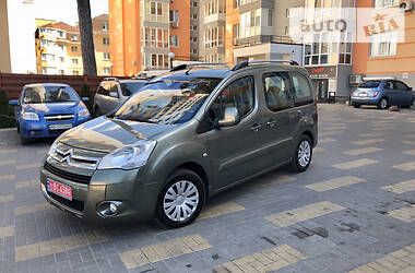 Вантажопасажирський фургон Citroen Berlingo 2008 в 
