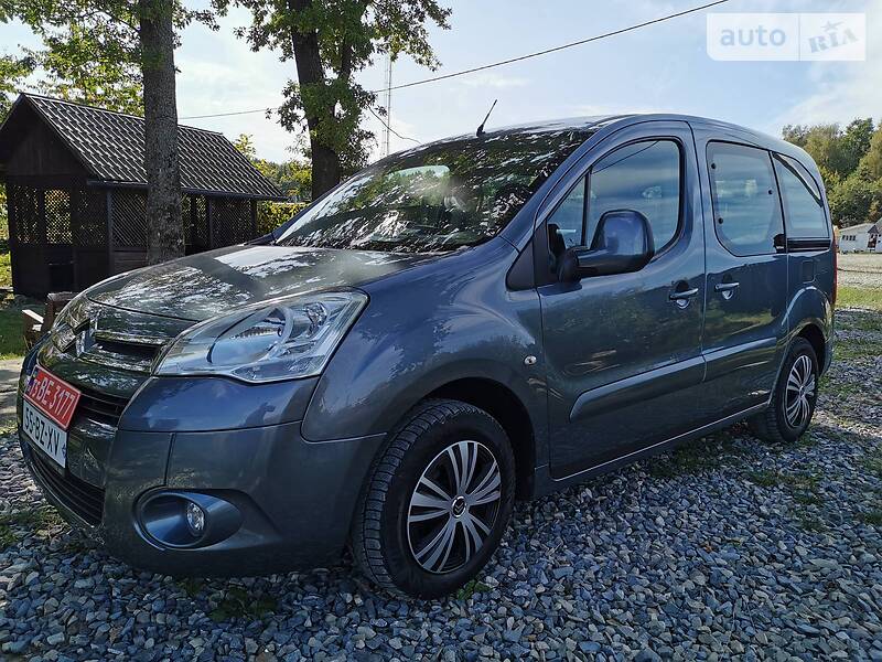 Універсал Citroen Berlingo 2010 в Калуші