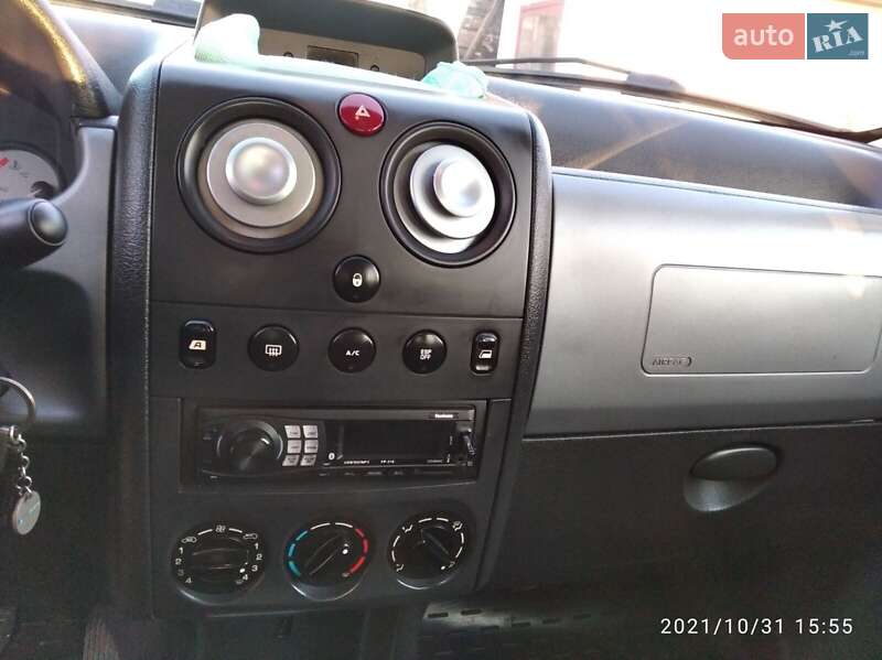 Мінівен Citroen Berlingo 2006 в Києві фото 7 Мінівен Citroen Berlingo 2006 в Києві