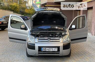 Універсал Citroen Berlingo 2004 в 