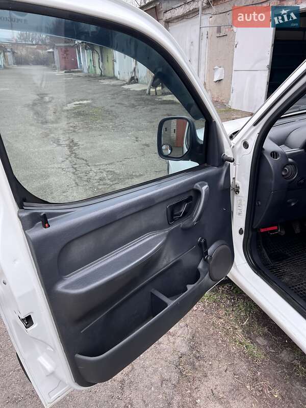 Универсал Citroen Berlingo 2008 в Николаеве