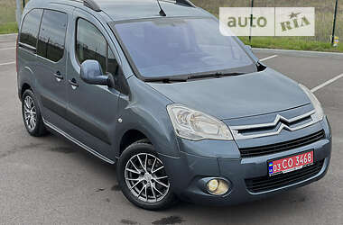 Минивэн Citroen Berlingo 2010 в 
