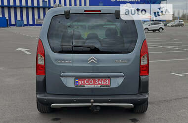 Минивэн Citroen Berlingo 2010 в 