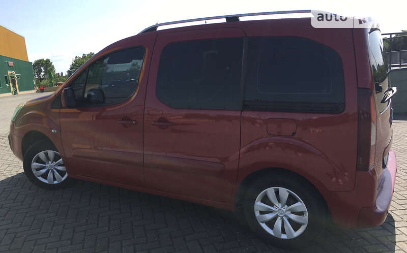 Минивэн Citroen Berlingo 2015 в Ужгороде