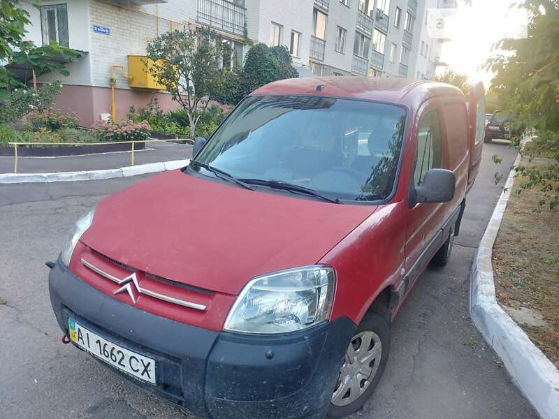 Грузовой фургон Citroen Berlingo 2004 в Николаеве