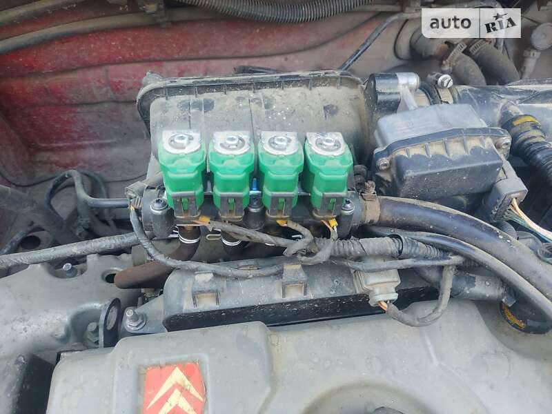 Грузовой фургон Citroen Berlingo 2004 в Николаеве