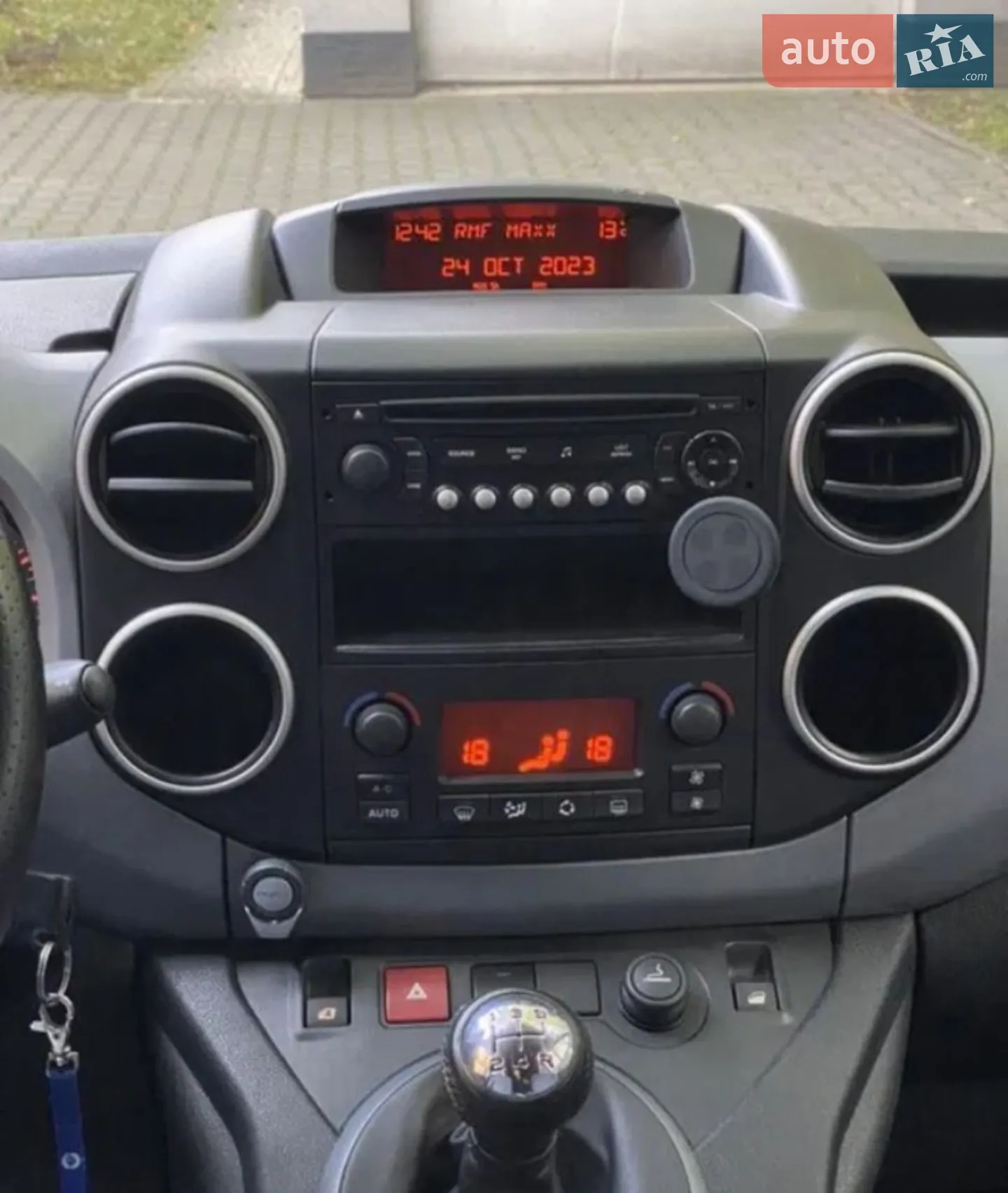 2010 Citroen Berlingo - мініатюра 24