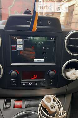 Минивэн Citroen Berlingo 2015 в 