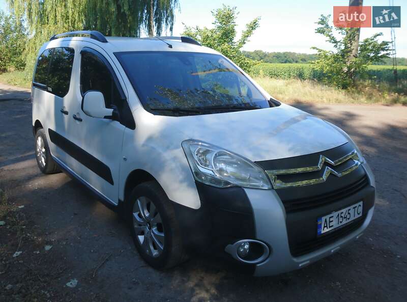 Мінівен Citroen Berlingo 2011 в Дніпрі