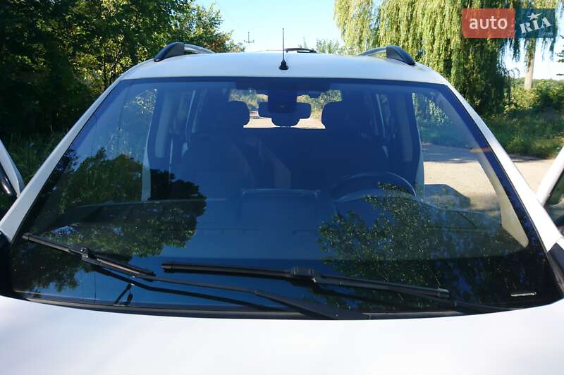 Мінівен Citroen Berlingo 2011 в Дніпрі