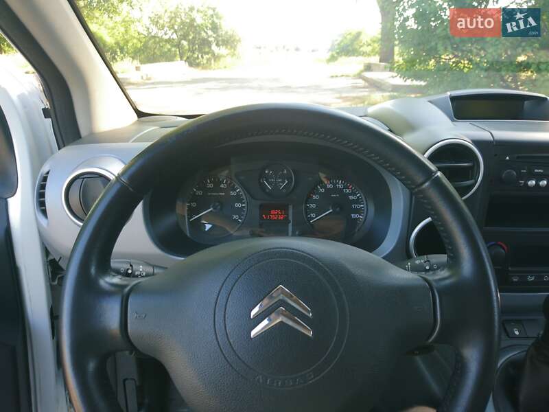 Мінівен Citroen Berlingo 2011 в Дніпрі