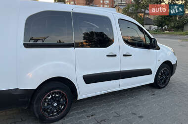 Минивэн Citroen Berlingo 2010 в 