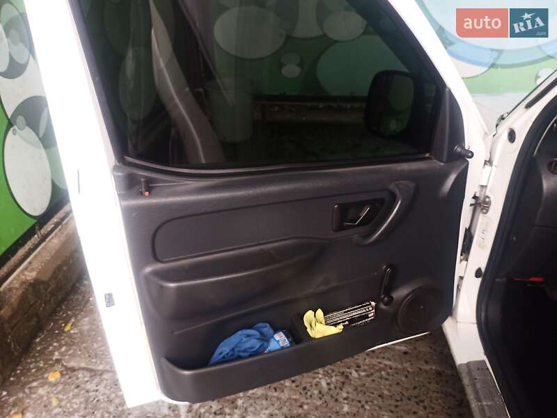 Грузовой фургон Citroen Berlingo 2006 в Запорожье