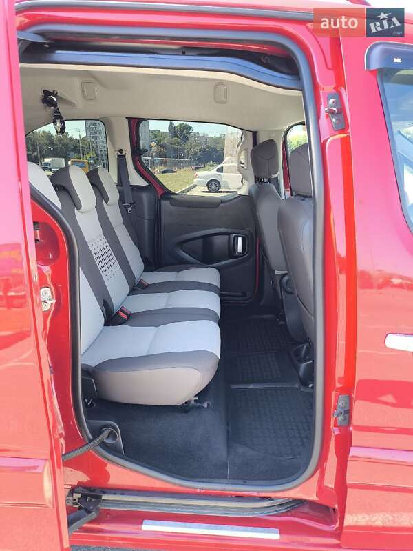 Минивэн Citroen Berlingo 2014 в Киеве