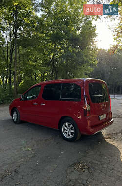 Минивэн Citroen Berlingo 2015 в 