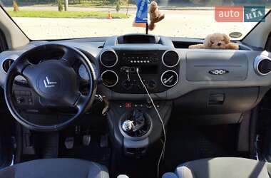 Минивэн Citroen Berlingo 2010 в 