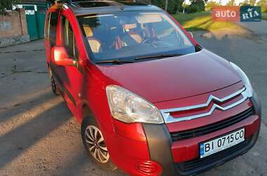 Минивэн Citroen Berlingo 2011 в Хороле