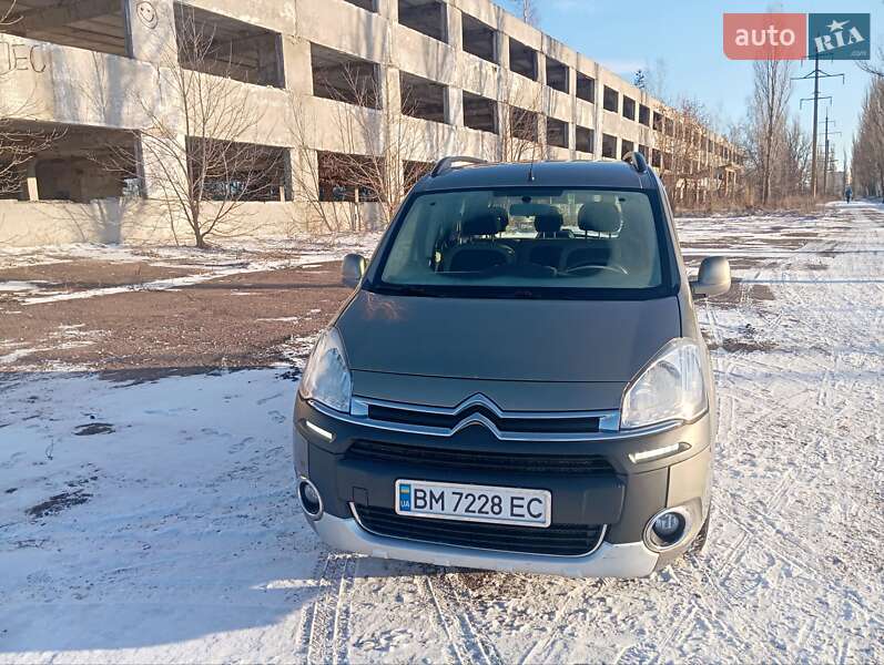 Минивэн Citroen Berlingo 2013 в 