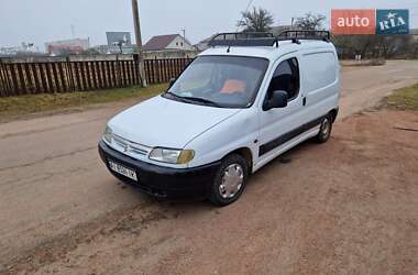 Вантажний фургон Citroen Berlingo 1998 в Житомирі