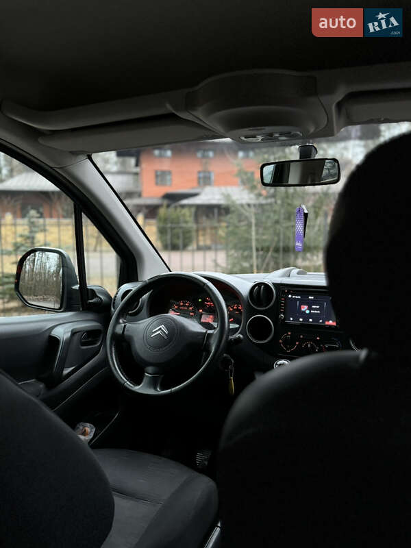 Минивэн Citroen Berlingo 2009 в Киеве