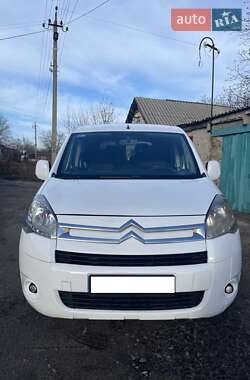 Минивэн Citroen Berlingo 2011 в 