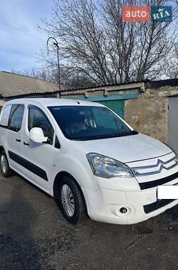 Минивэн Citroen Berlingo 2011 в 