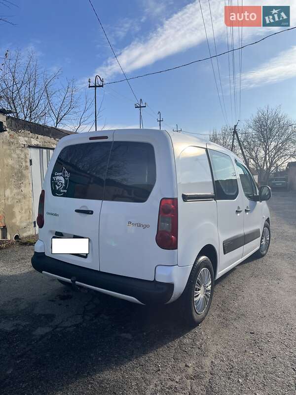Минивэн Citroen Berlingo 2011 в Краснограде