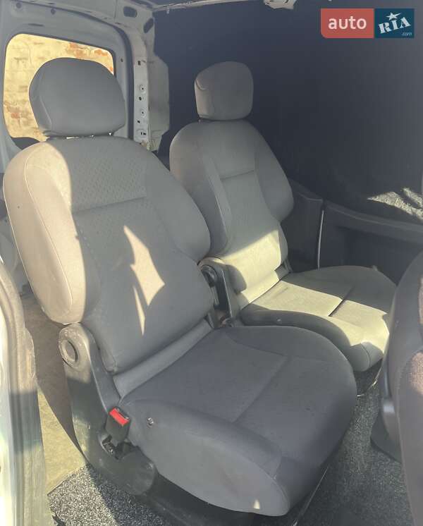 Минивэн Citroen Berlingo 2011 в Краснограде