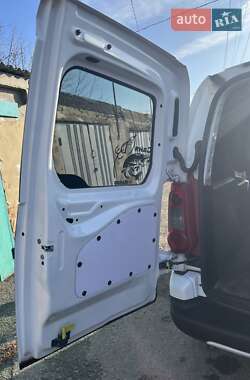 Минивэн Citroen Berlingo 2011 в 