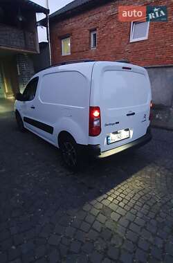 Вантажний фургон Citroen Berlingo 2012 в Іршаві