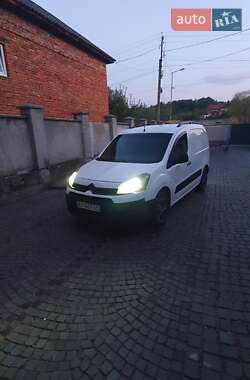 Вантажний фургон Citroen Berlingo 2012 в Іршаві