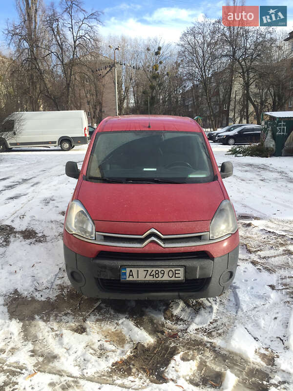 Вантажопасажирський фургон Citroen Berlingo 2013 в Львові