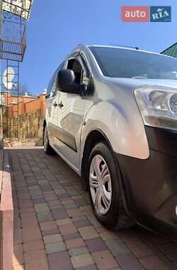 Минивэн Citroen Berlingo 2010 в 