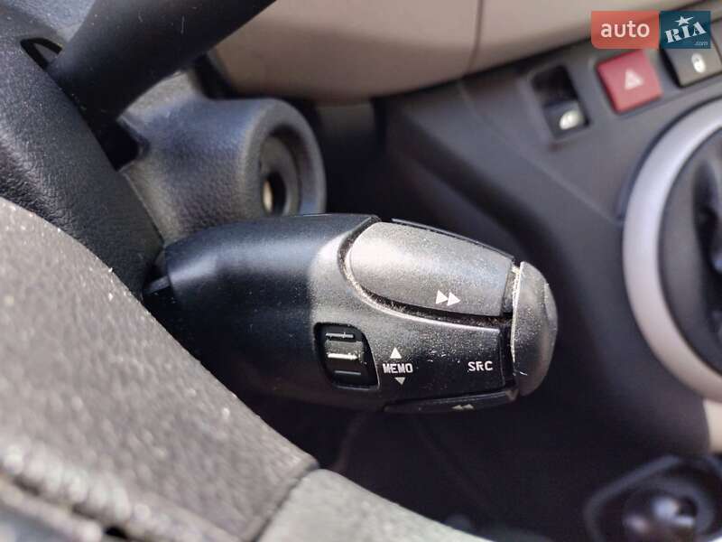 Мінівен Citroen Berlingo 2014 в Львові фото 15 Мінівен Citroen Berlingo 2014 в Львові