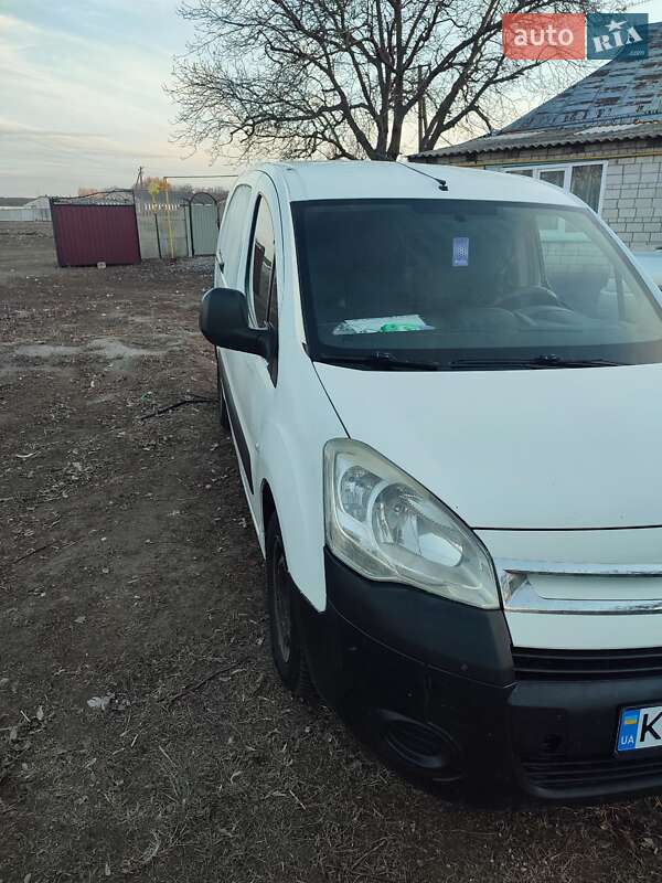 Вантажний фургон Citroen Berlingo 2010 в Білій Церкві фото 3 Вантажний фургон Citroen Berlingo 2010 в Білій Церкві