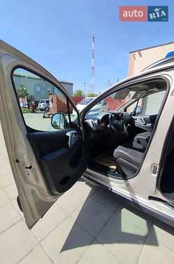 Минивэн Citroen Berlingo 2011 в 