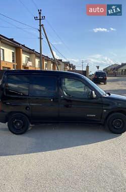 Минивэн Citroen Berlingo 2004 в 