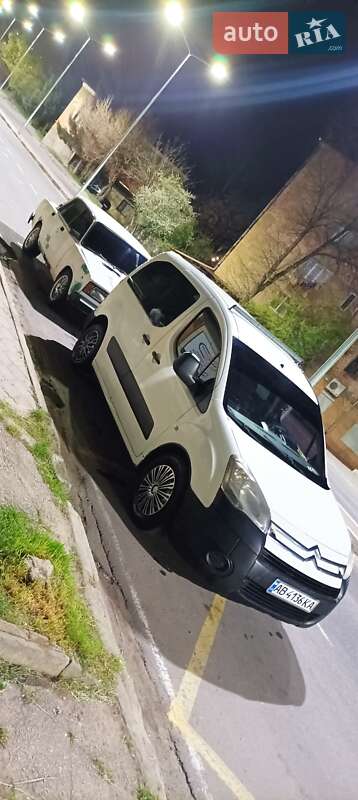 Минивэн Citroen Berlingo 2011 в Могилев-Подольске