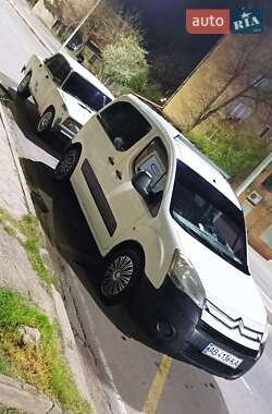 Минивэн Citroen Berlingo 2011 в 