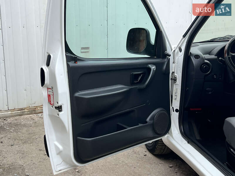 Мінівен Citroen Berlingo 2005 в Дрогобичі