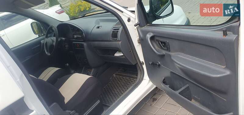 Мінівен Citroen Berlingo 2002 в Козятині