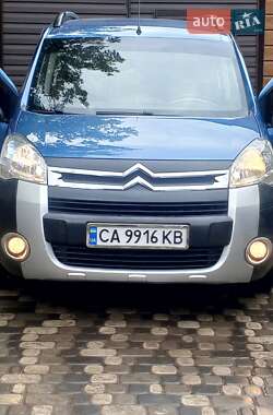 Минивэн Citroen Berlingo 2011 в 