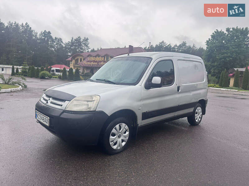 Грузовой фургон Citroen Berlingo 2004 в 