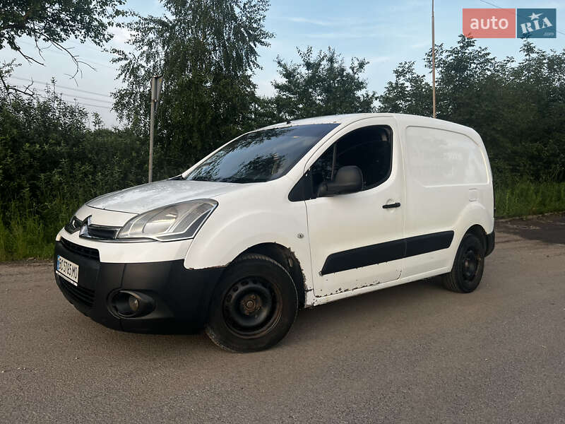 Вантажний фургон Citroen Berlingo 2012 в Львові